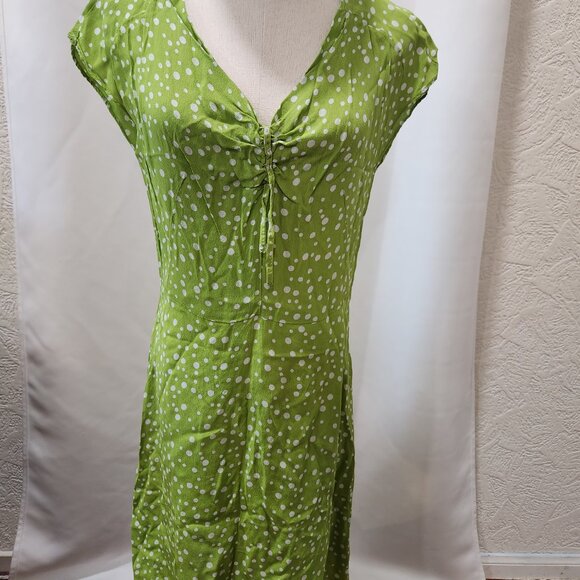 Lime green Dress with white polka dots - Picture 3 of 5